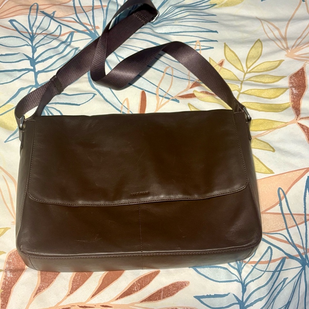 Cole Haan Unisex Chocolate Brown Genuine Leather Triboro Laptop Messenger Bag